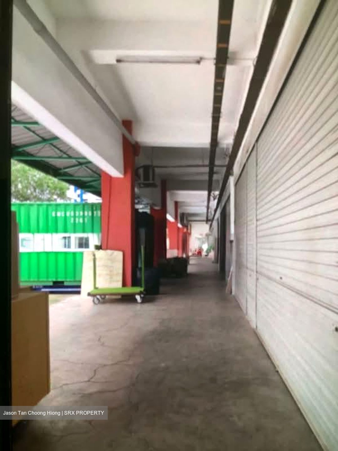 Gordon Industrial Building (D14), Factory #571624681